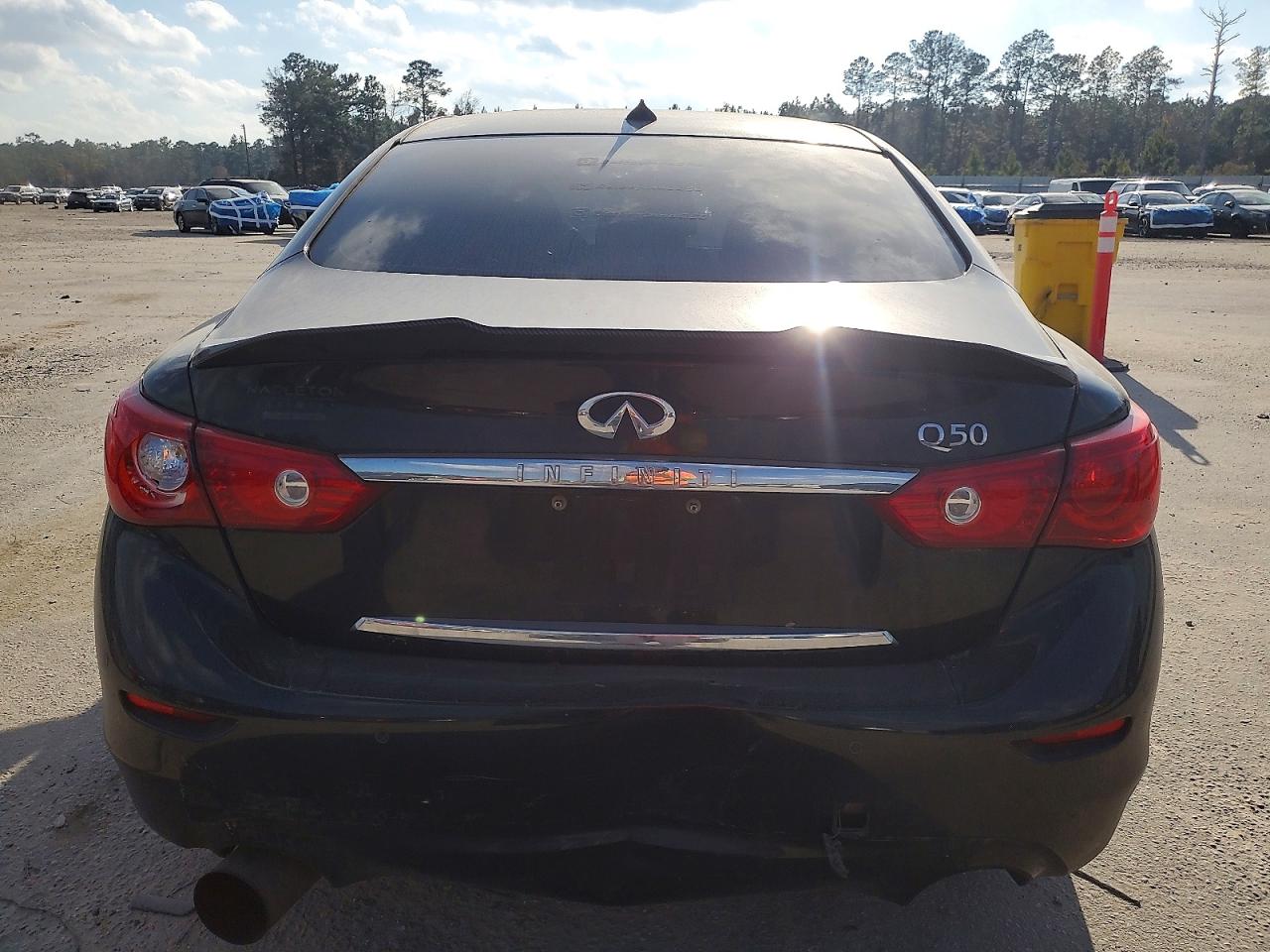 2015 INFINITI Q50 BASE photo 6