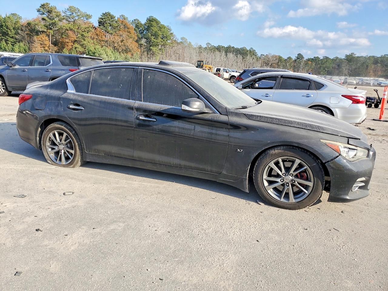 2015 INFINITI Q50 BASE photo 4