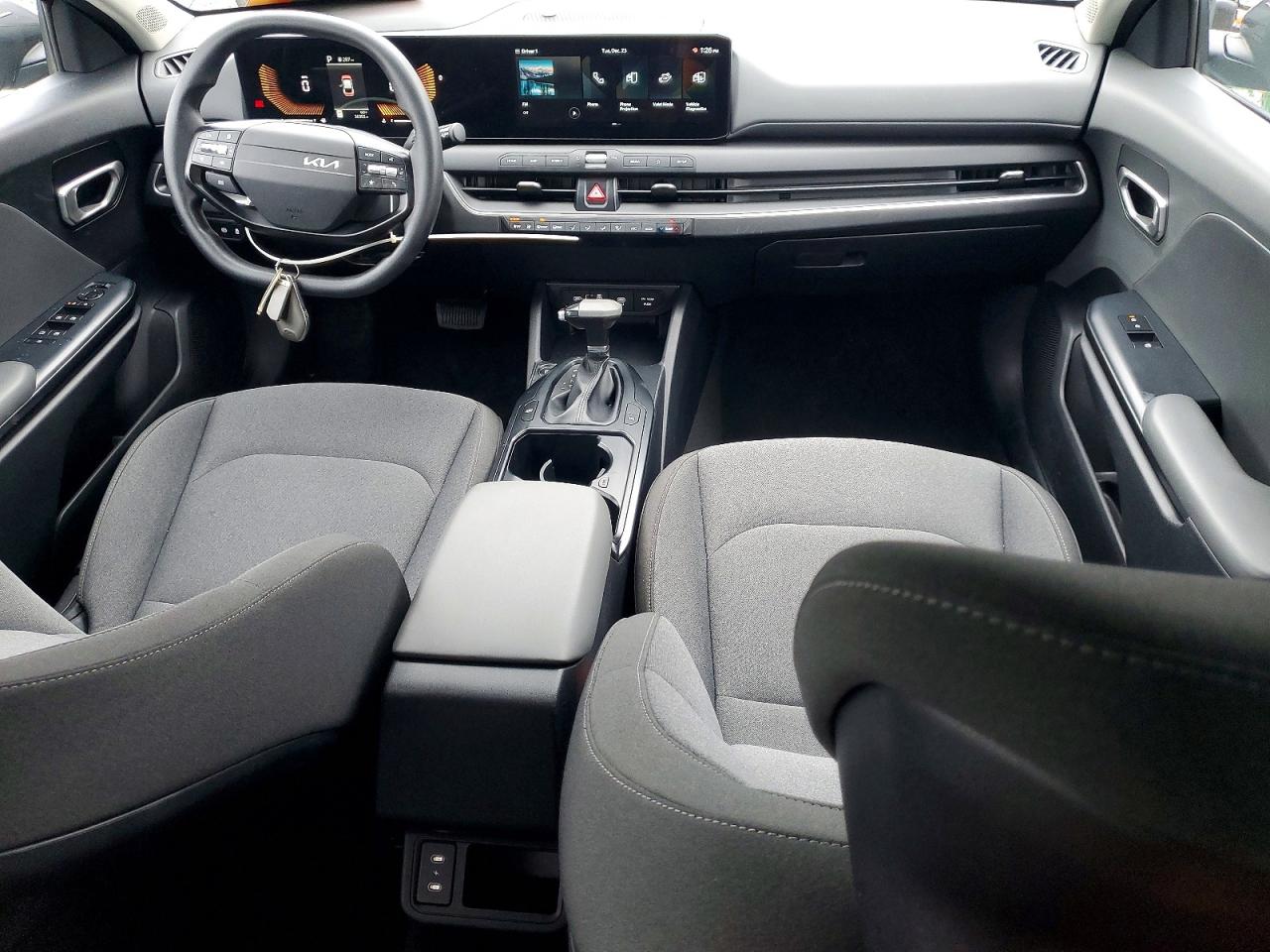 2025 KIA K4 LX photo 8
