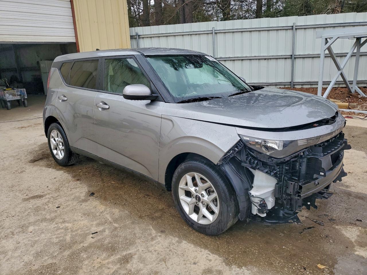 2025 KIA SOUL LX photo 4
