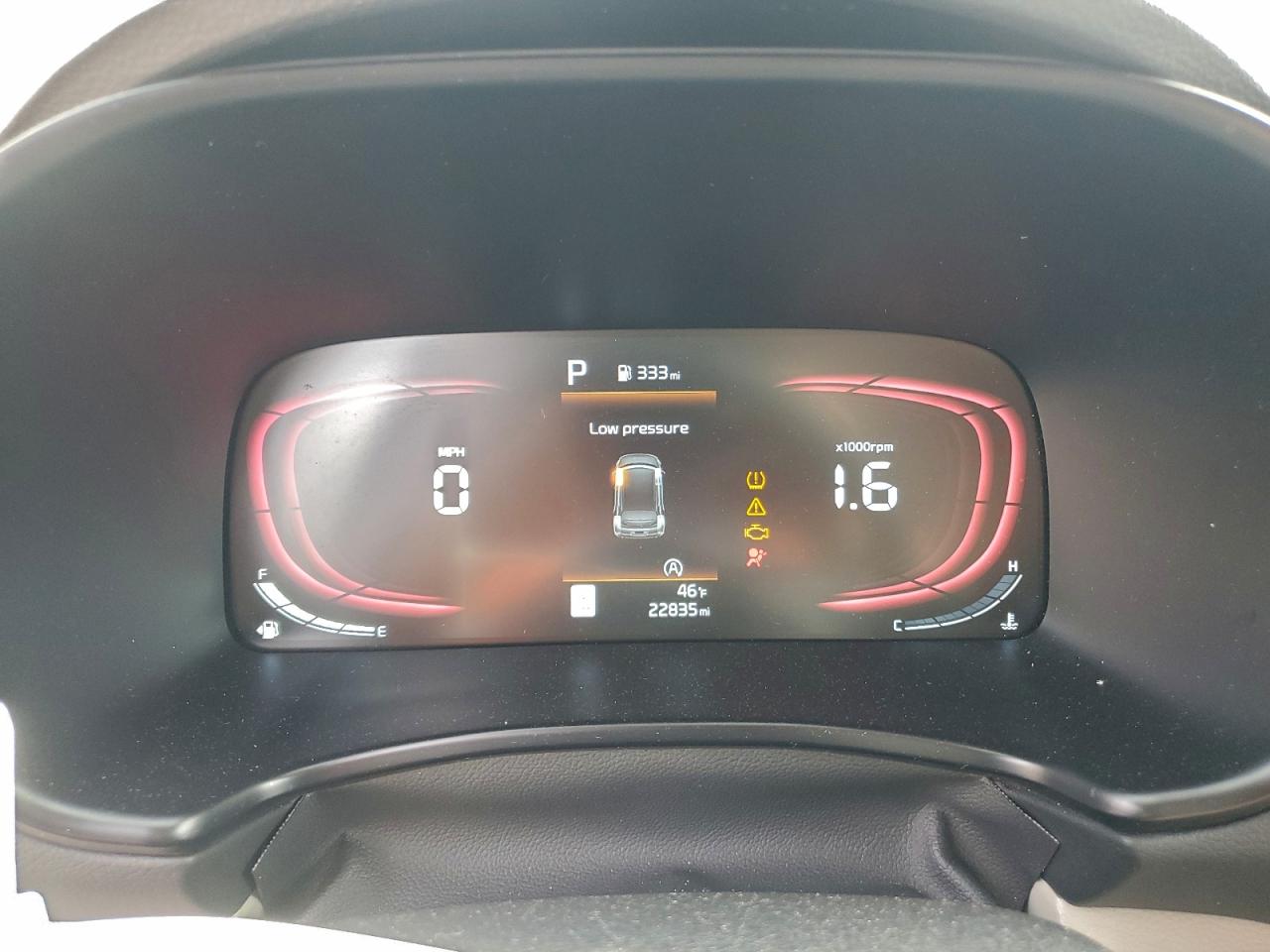 2025 KIA SOUL LX photo 9