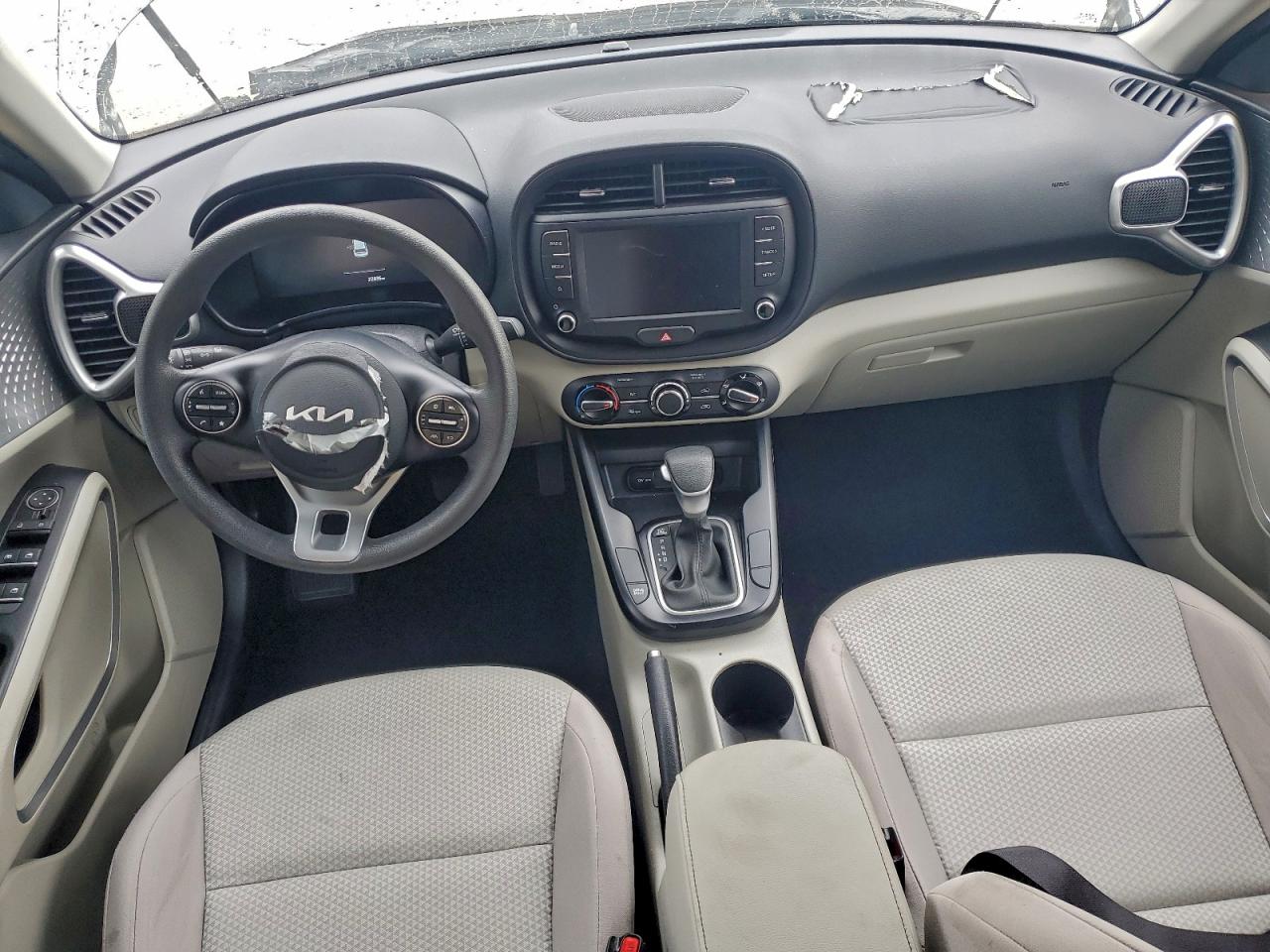 2025 KIA SOUL LX photo 8