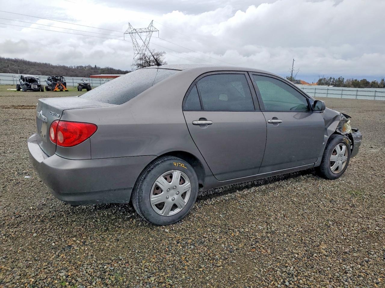 2006 TOYOTA COROLLA CE photo 3