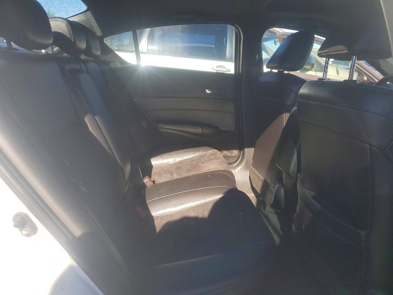 2016 ACURA ILX photo 10