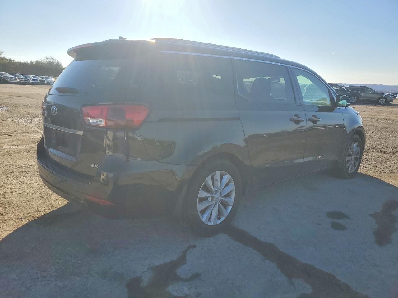 2016 KIA SEDONA EX photo 3