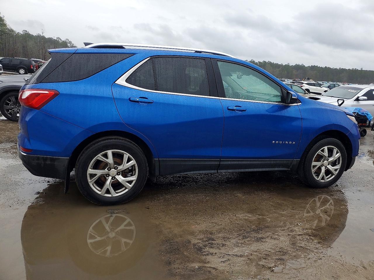 2019 CHEVROLET EQUINOX LT photo 3