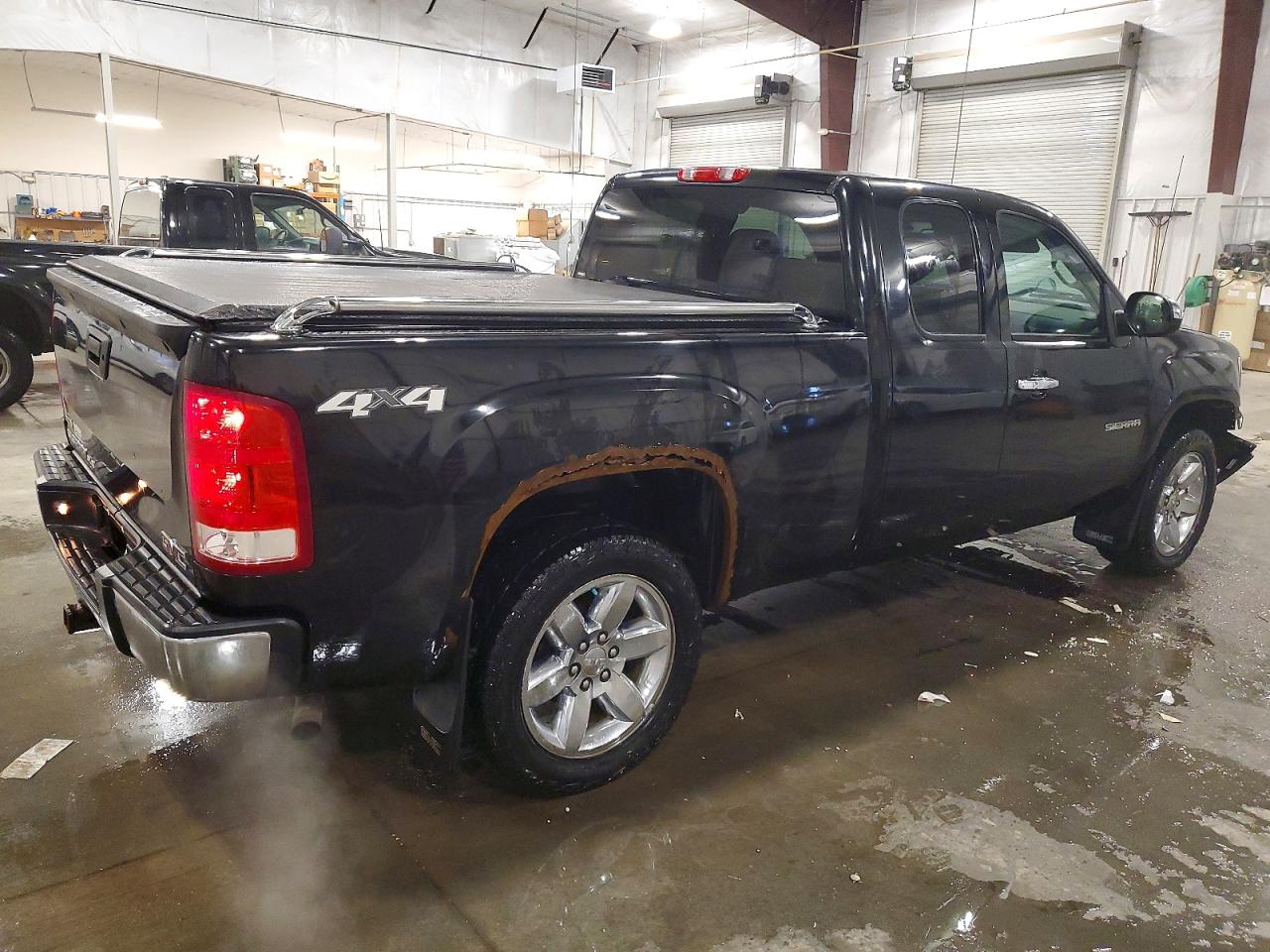 2012 GMC SIERRA K1500 SLE photo 3