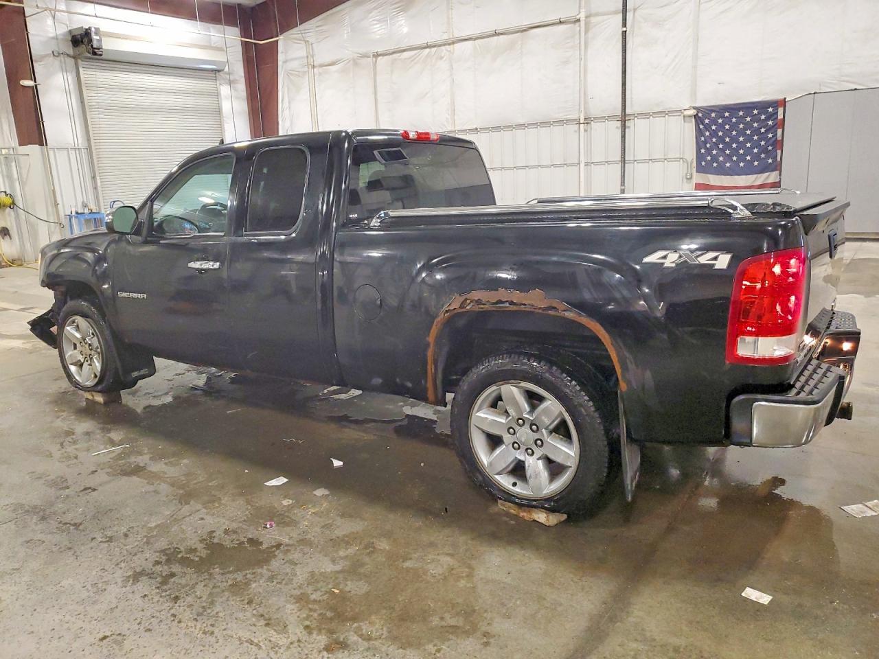 2012 GMC SIERRA K1500 SLE photo 2