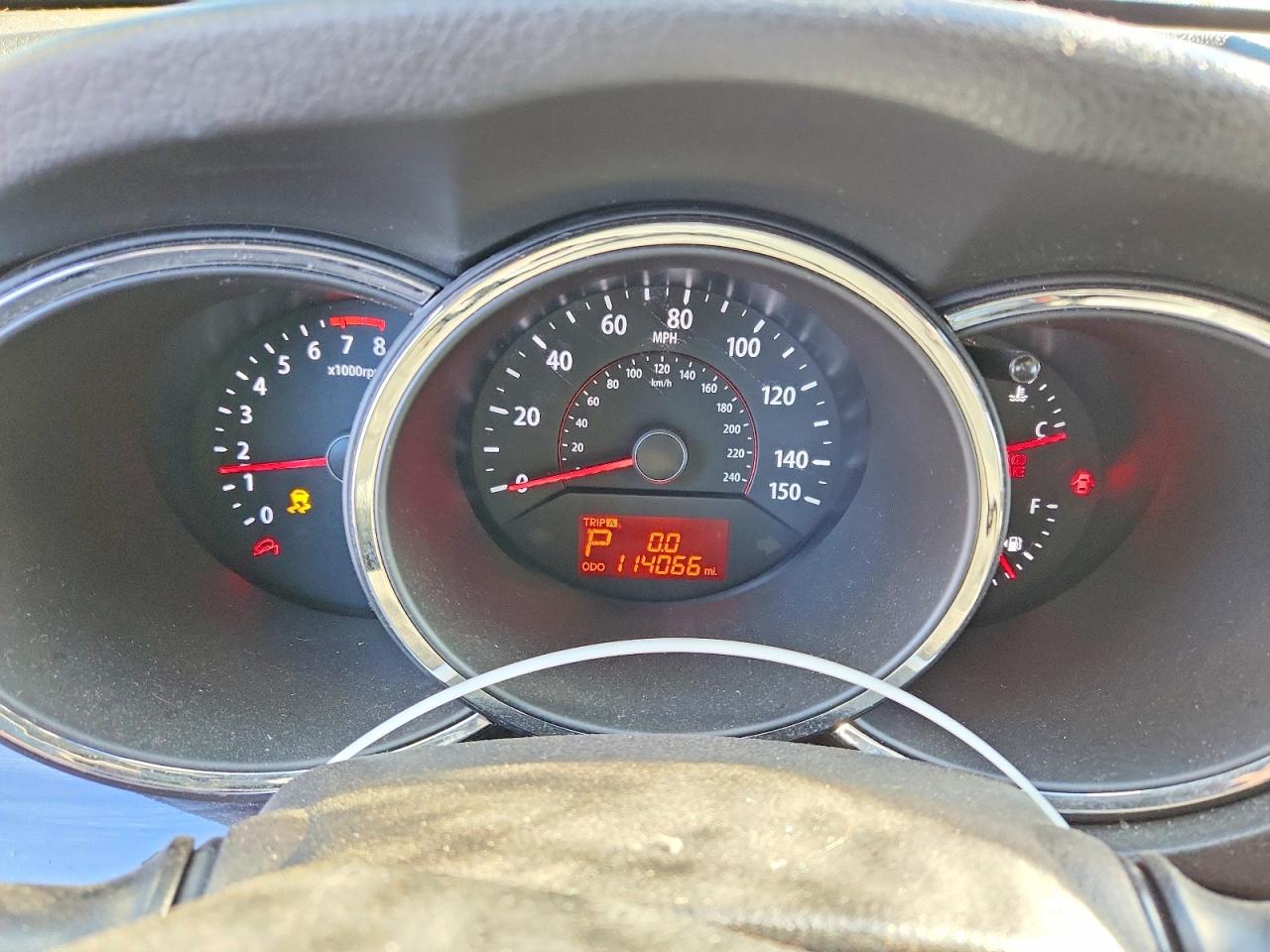 2013 KIA SORENTO LX photo 9