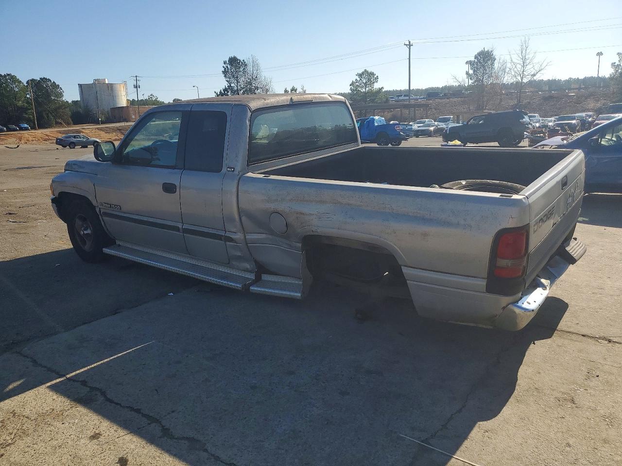 2001 DODGE RAM 1500 photo 2