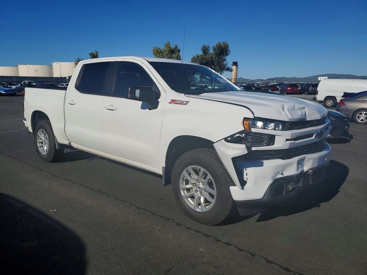 2020 CHEVROLET SILVERADO K1500 RST photo 4