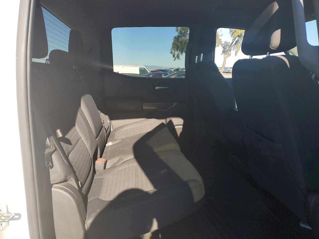 2020 CHEVROLET SILVERADO K1500 RST photo 10