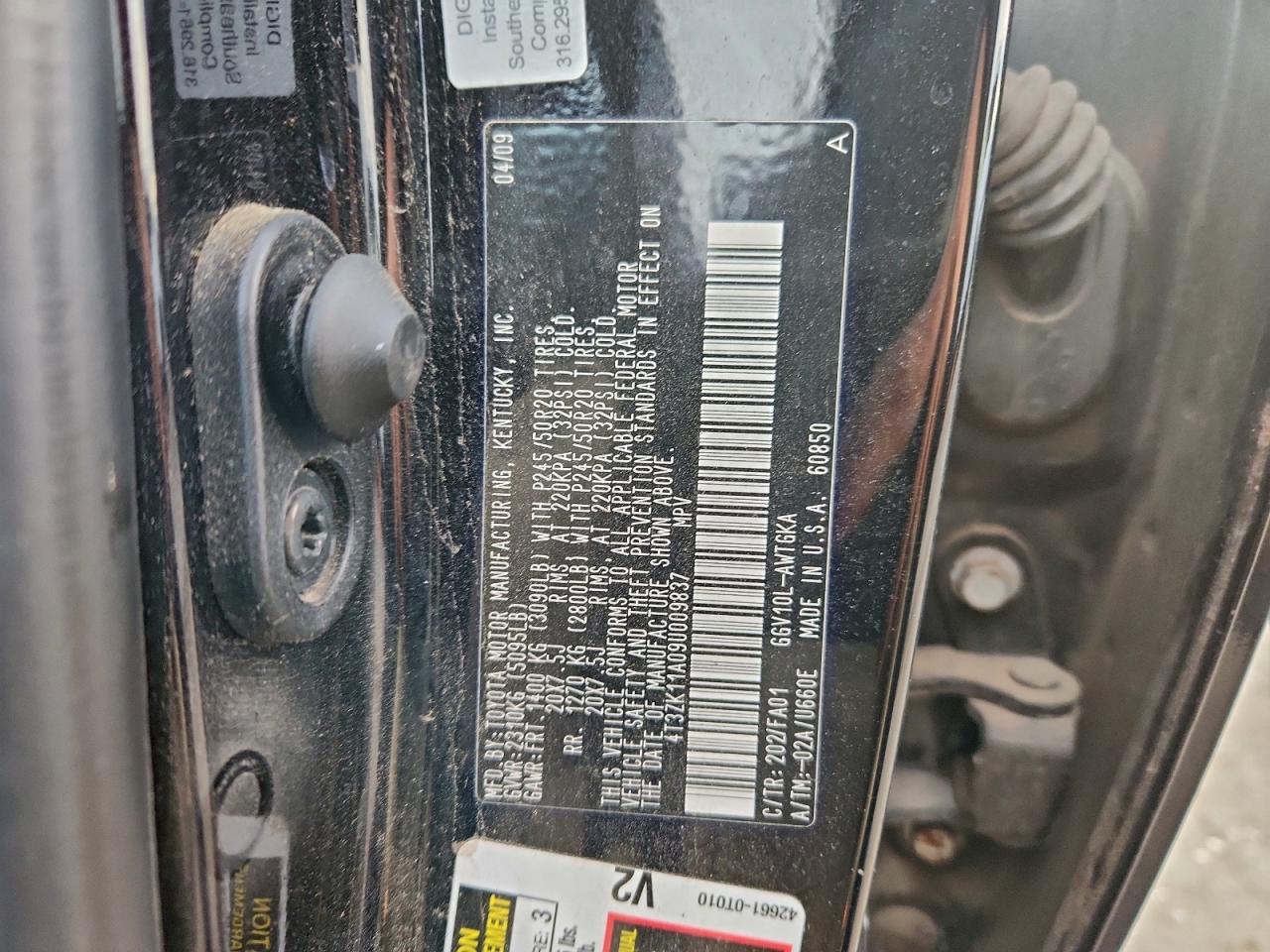 2009 TOYOTA VENZA photo 12