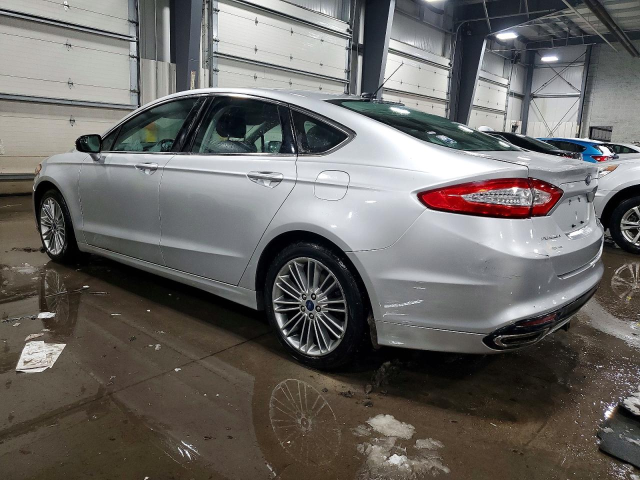 2014 FORD FUSION SE photo 2
