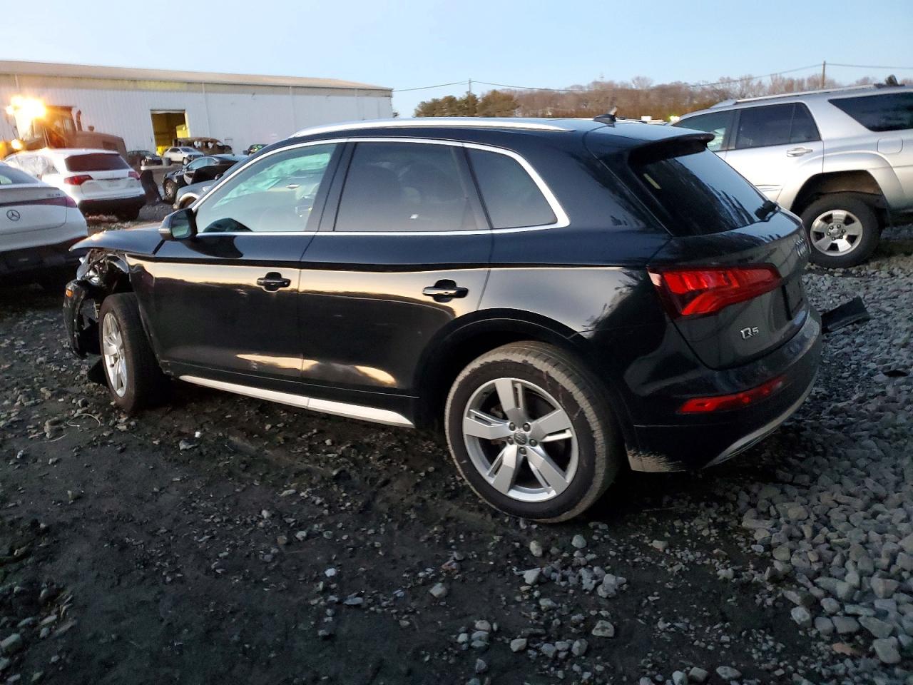 2019 AUDI Q5 PREMIUM PLUS photo 2