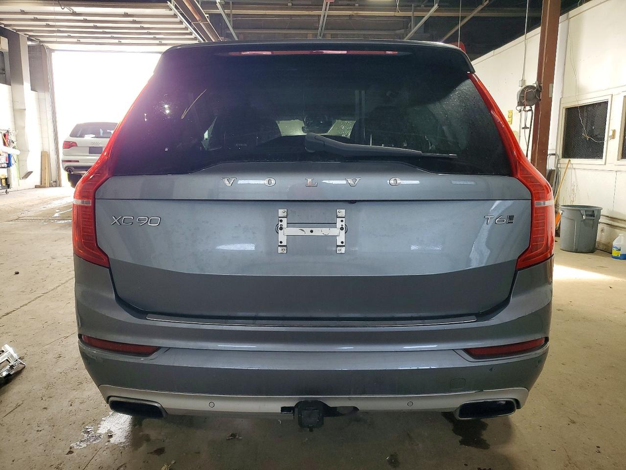 2017 VOLVO XC90 T6 photo 6