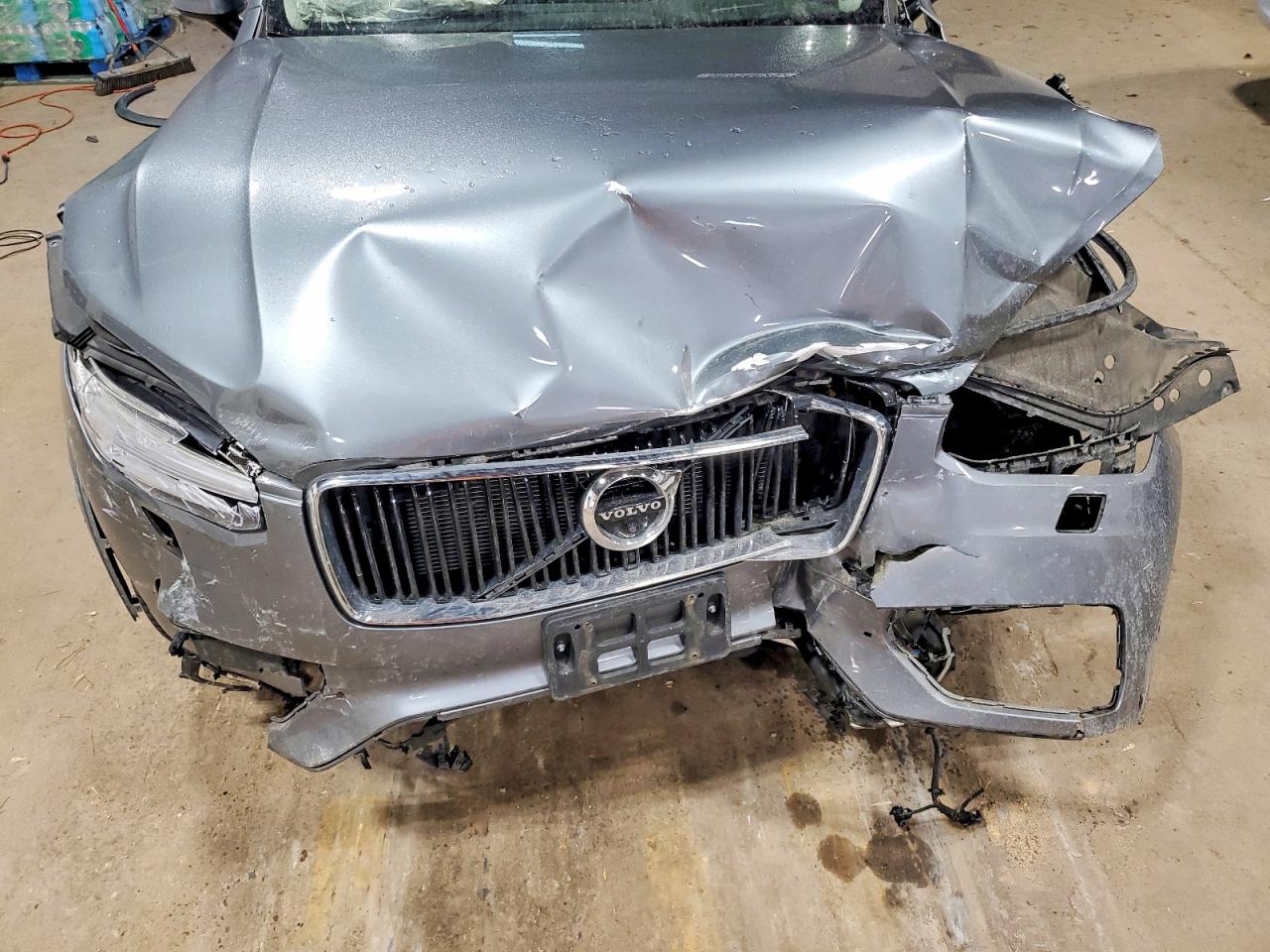 2017 VOLVO XC90 T6 photo 12