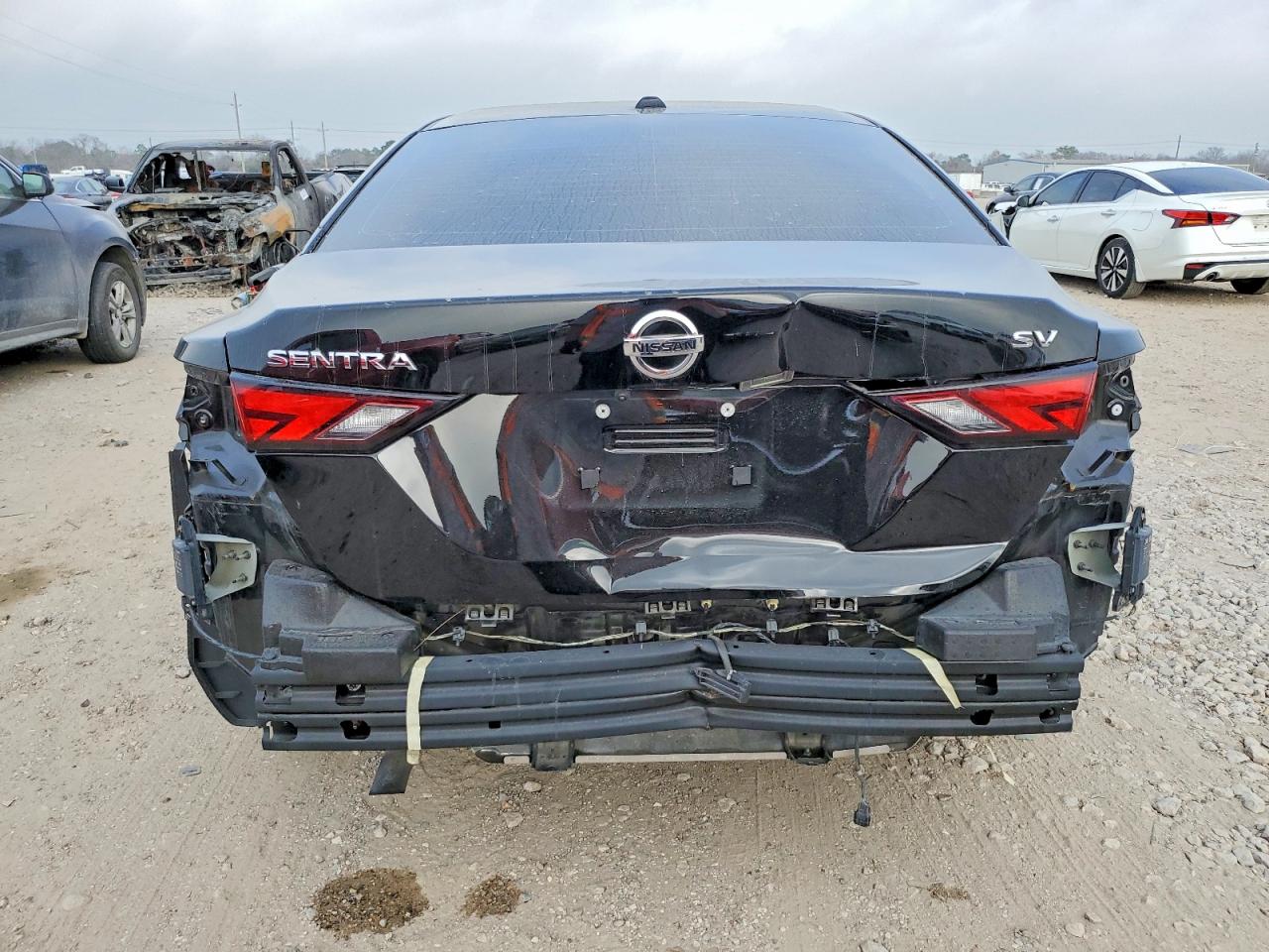 2023 NISSAN SENTRA SV photo 6