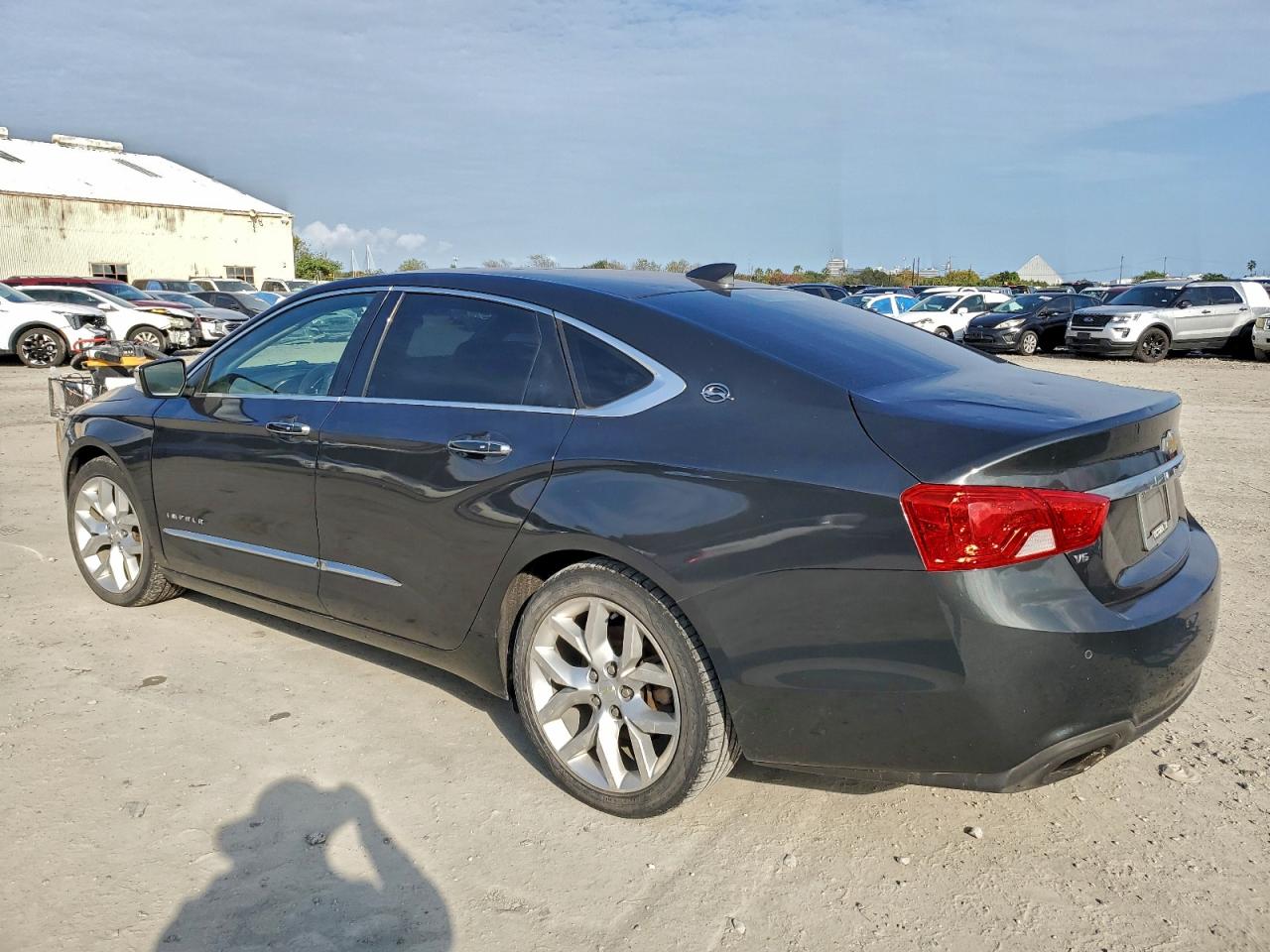 2015 CHEVROLET IMPALA LTZ photo 2