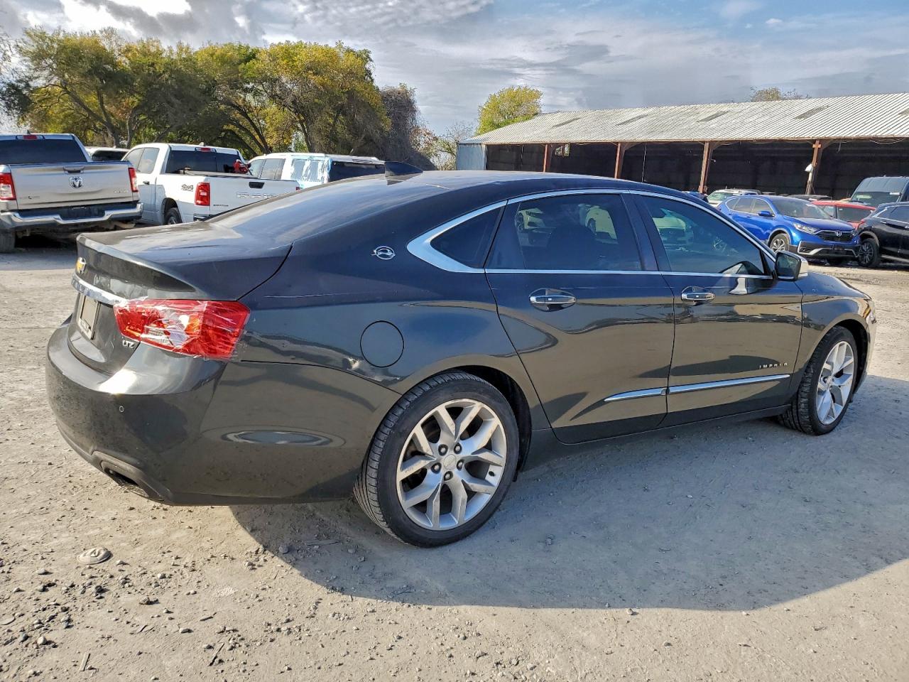 2015 CHEVROLET IMPALA LTZ photo 3