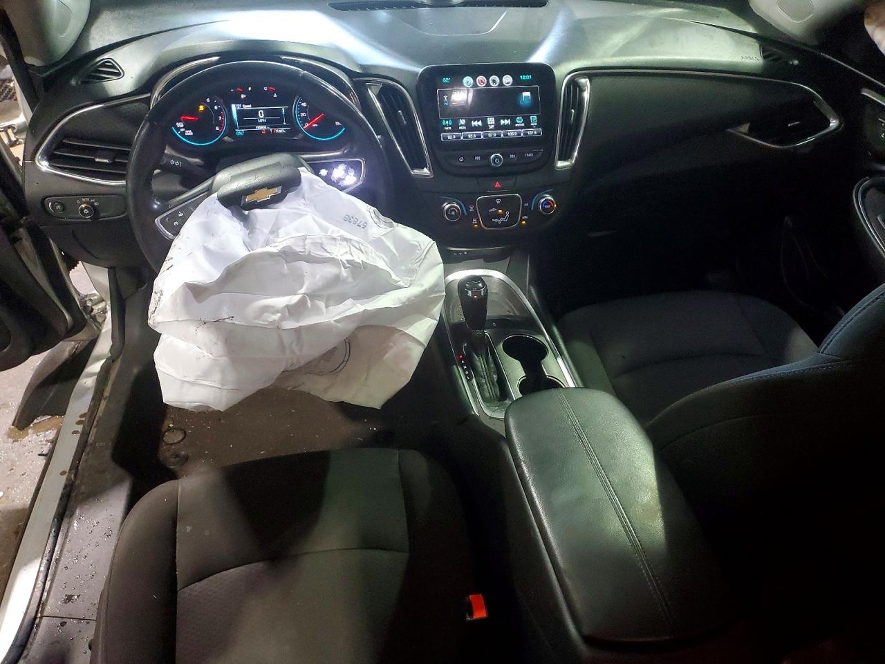2016 CHEVROLET MALIBU LT photo 8