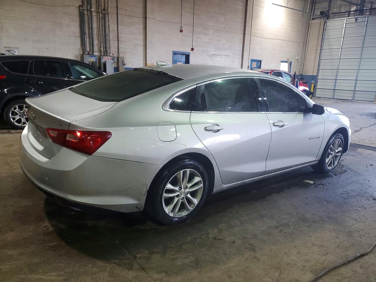 2016 CHEVROLET MALIBU LT photo 3