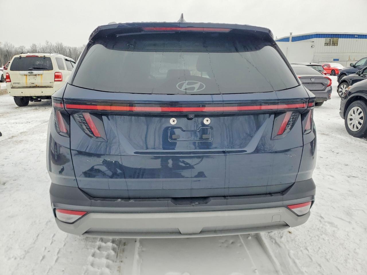 2025 HYUNDAI TUCSON SEL photo 16