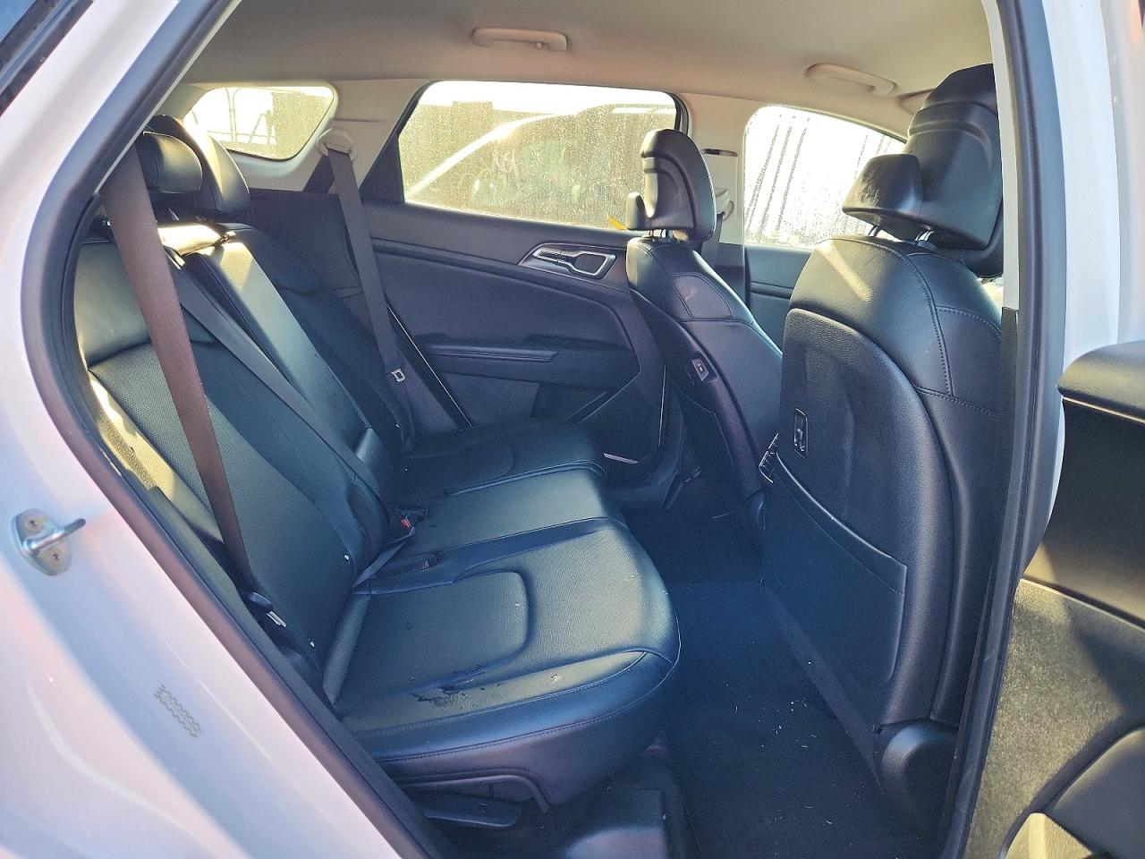 2023 KIA SPORTAGE EX photo 11
