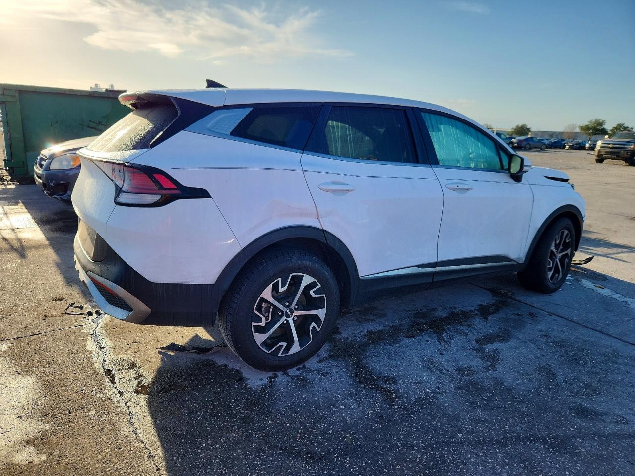 2023 KIA SPORTAGE EX photo 3