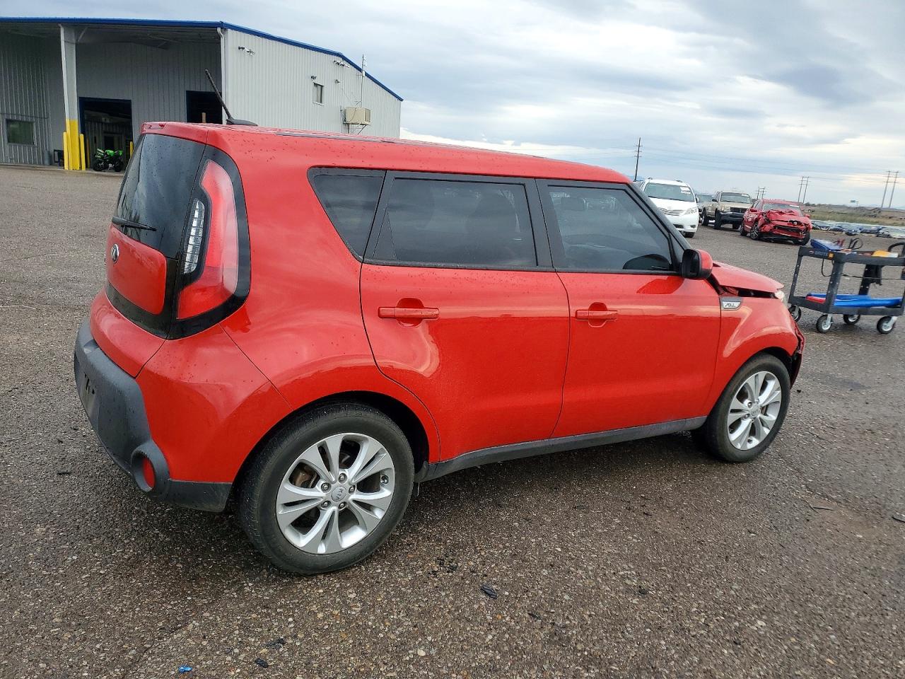 2015 KIA SOUL + photo 3