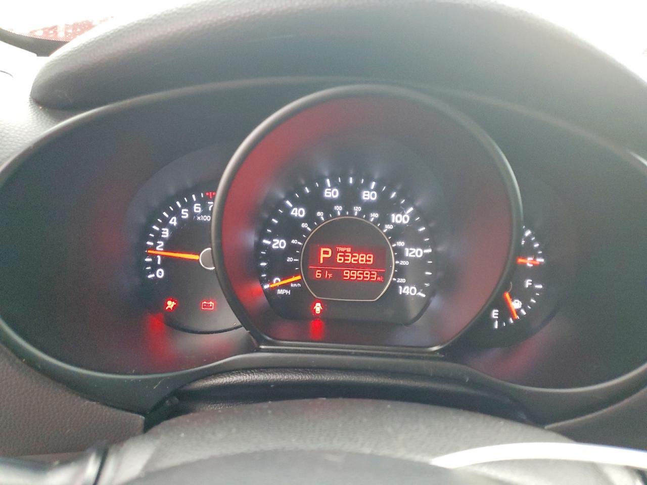 2015 KIA SOUL + photo 9
