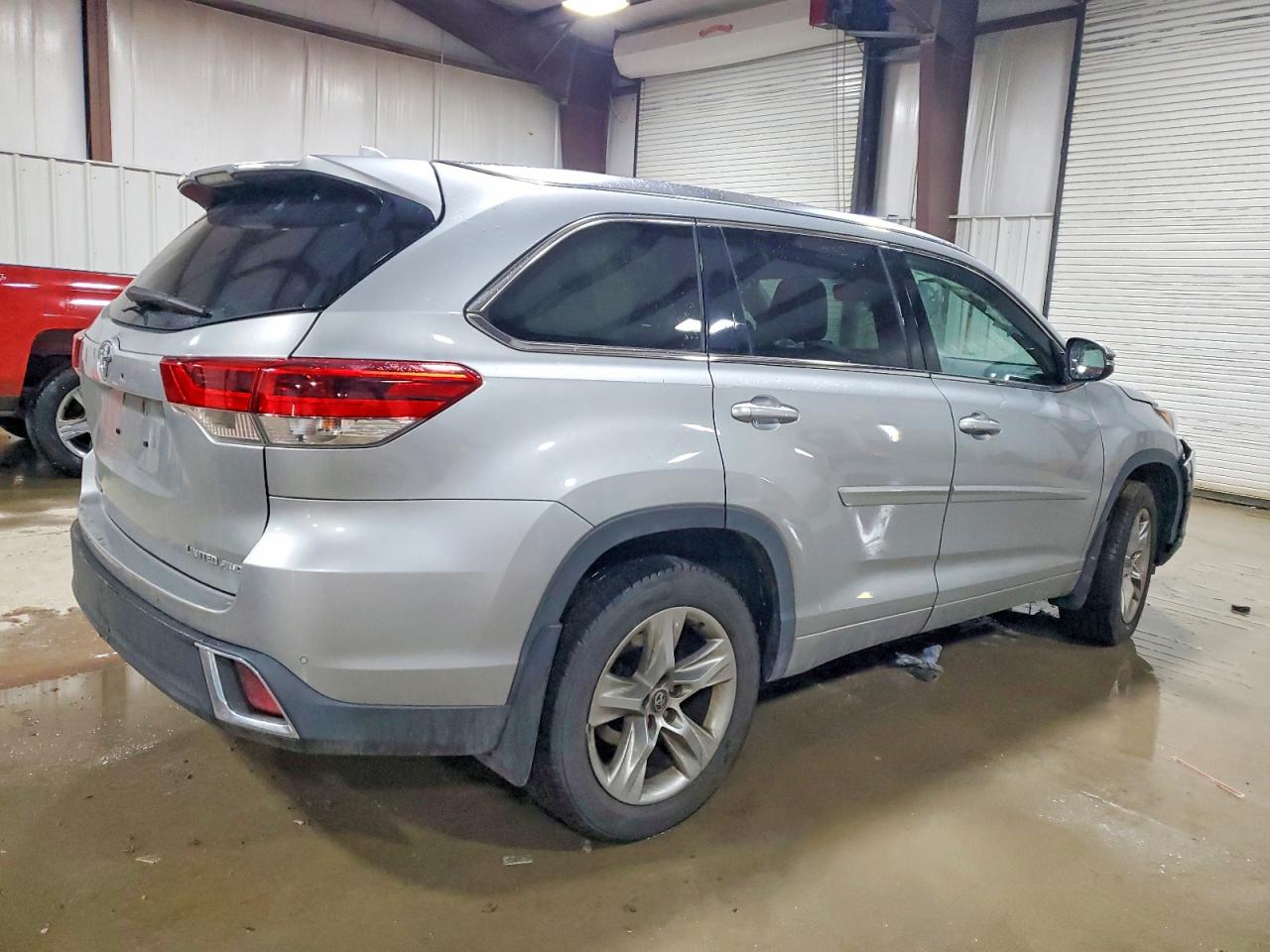 2017 TOYOTA HIGHLANDER LIMITED photo 7