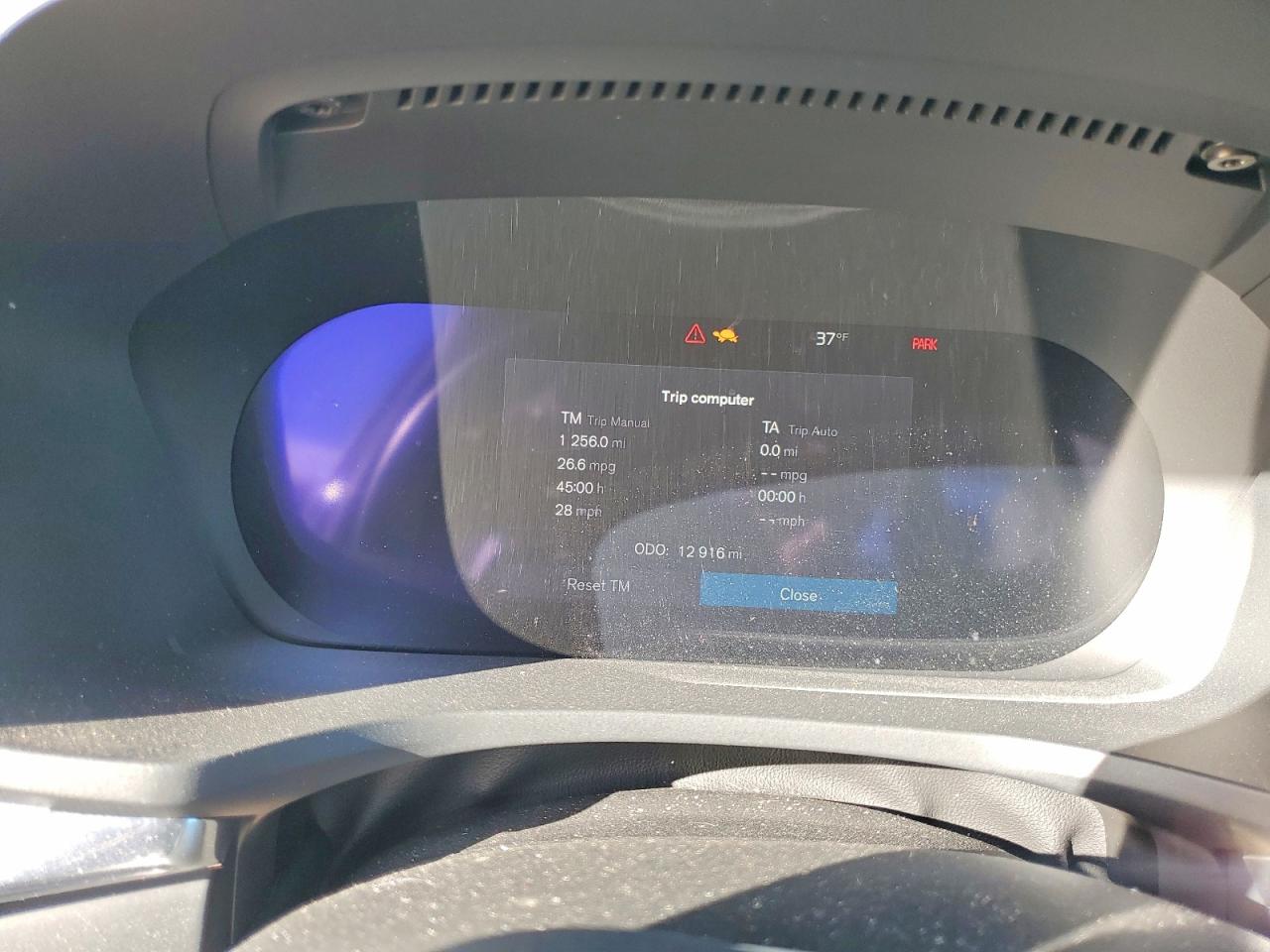 2024 VOLVO S60 CORE photo 9