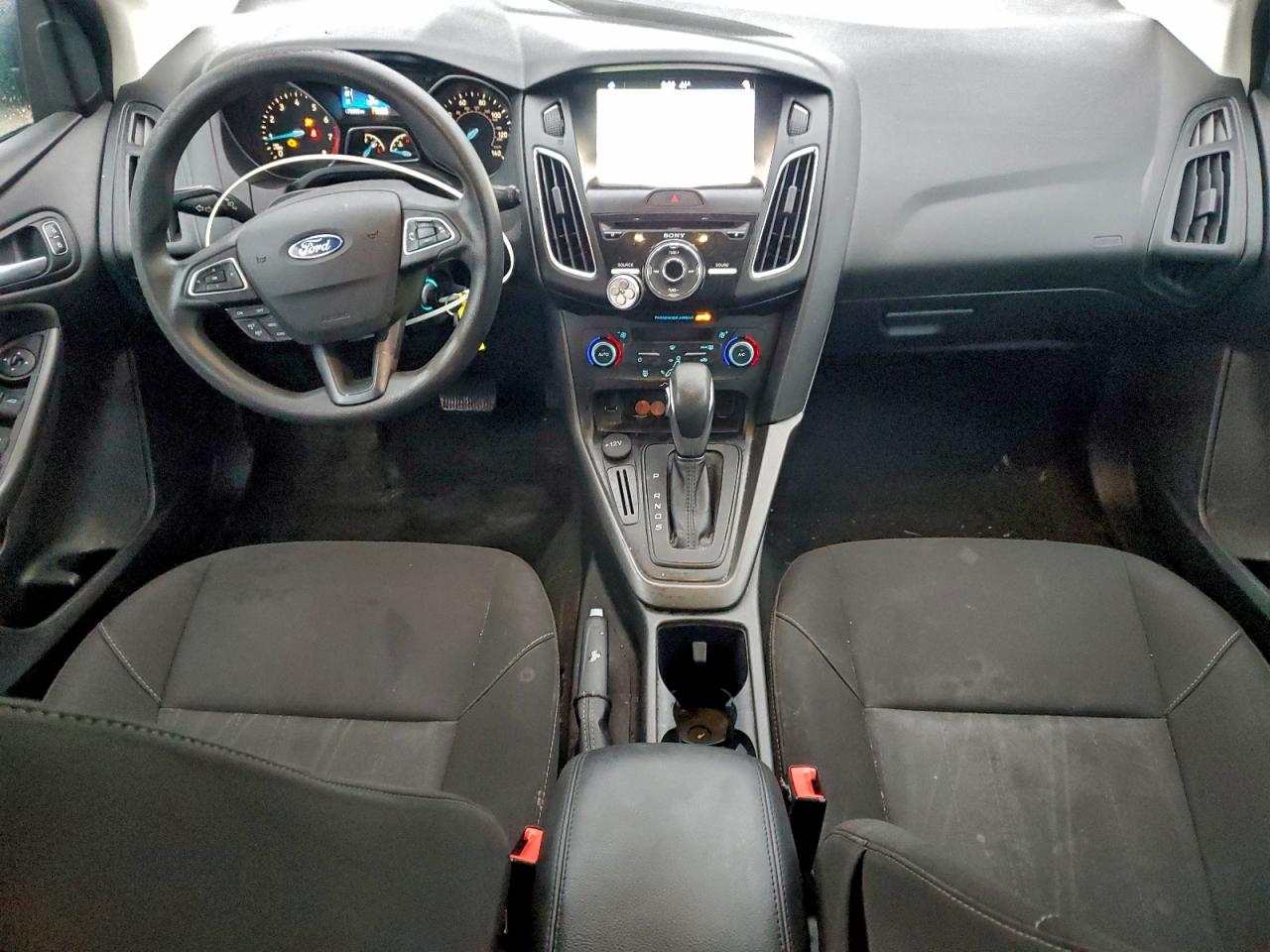 2018 FORD FOCUS SEL photo 15