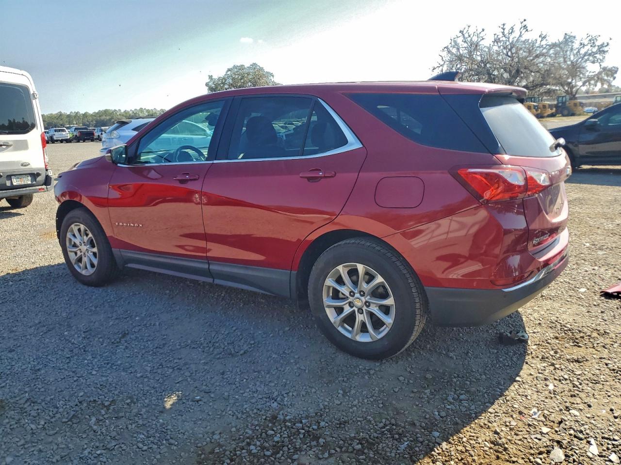 2018 CHEVROLET EQUINOX LT photo 2