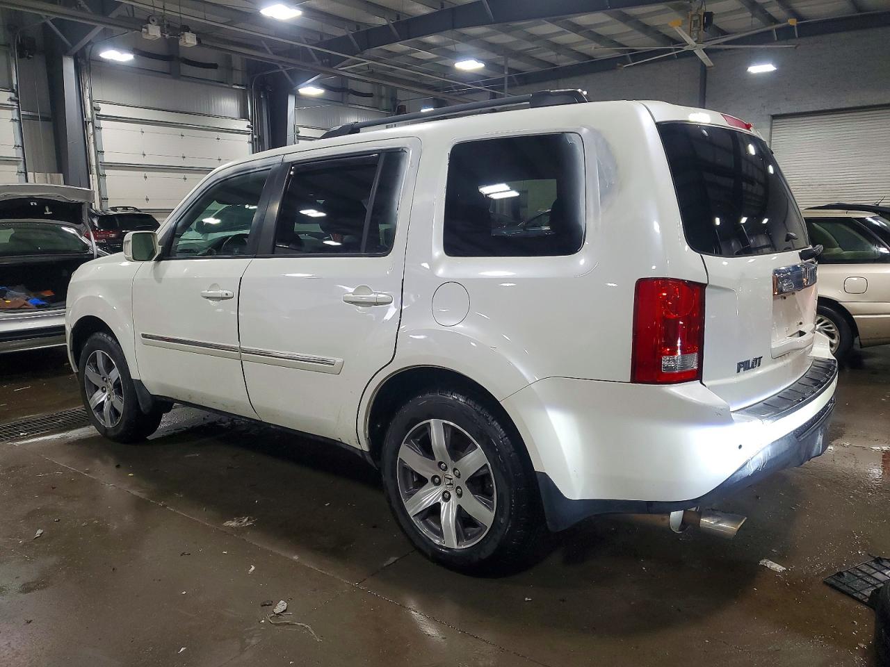 2012 HONDA PILOT TOURING photo 3