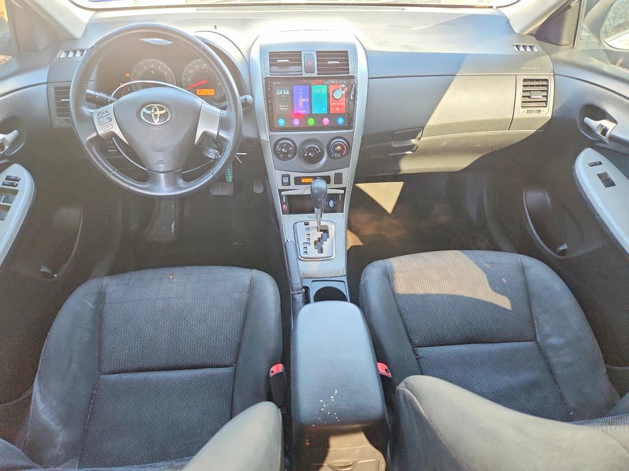 2010 TOYOTA COROLLA S photo 8
