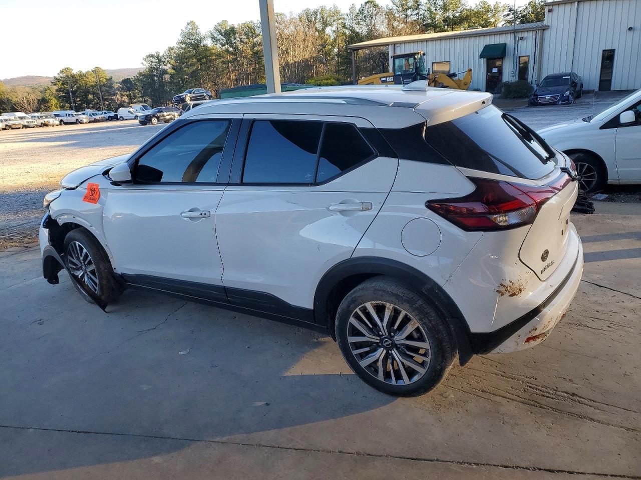 2023 NISSAN KICKS SV photo 3