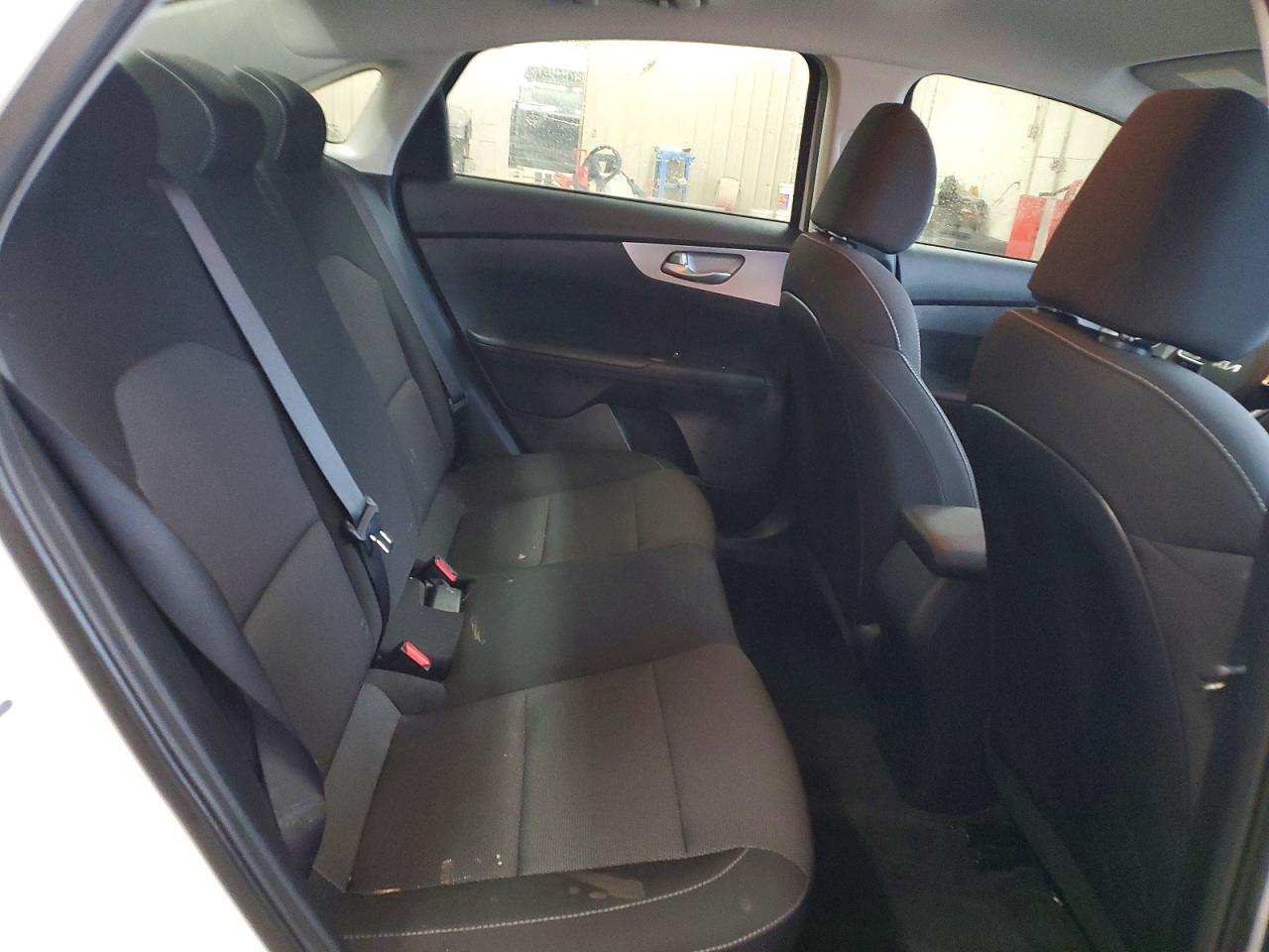 2024 KIA FORTE LX photo 10