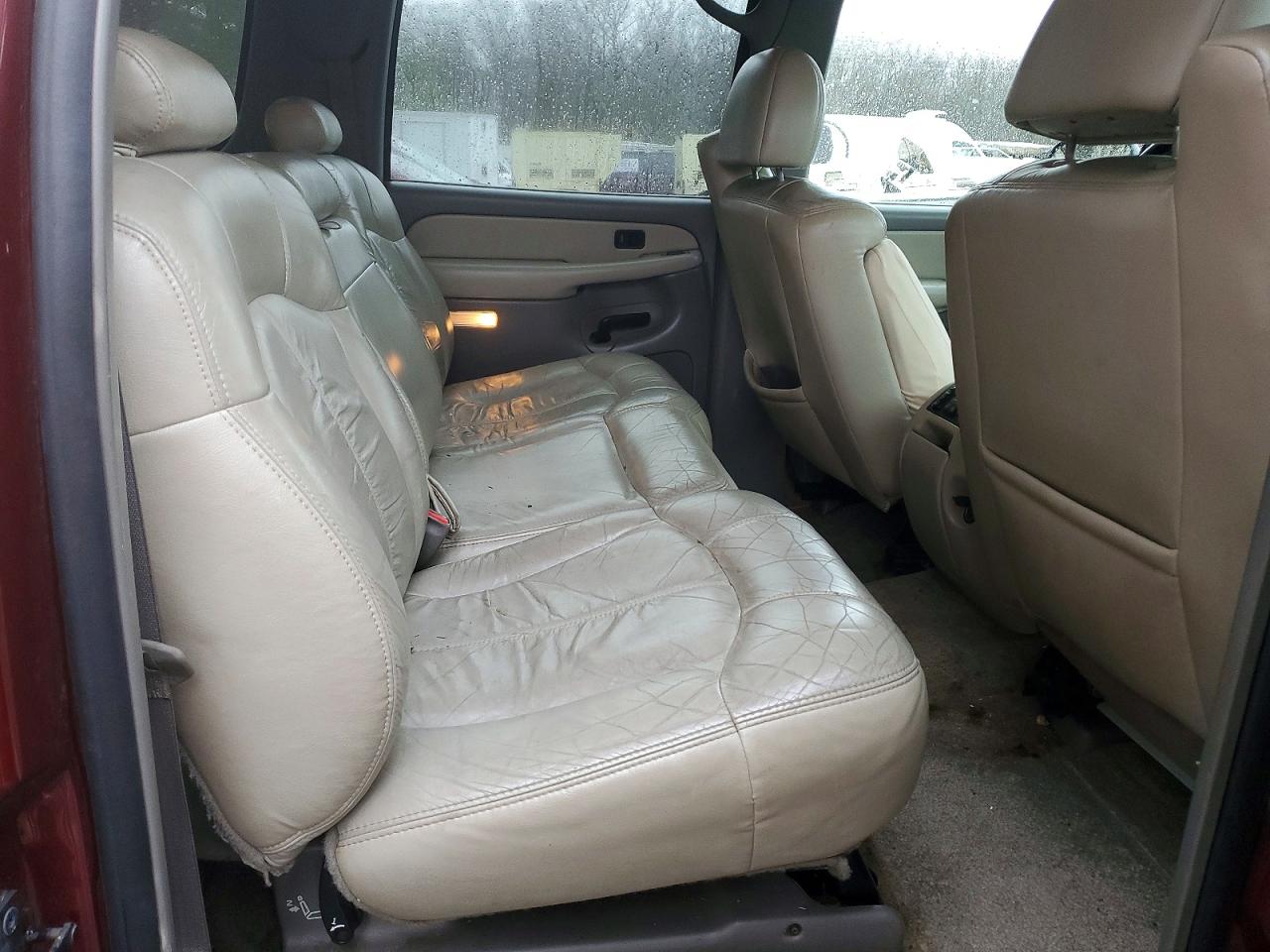 2002 CHEVROLET SUBURBAN K1500 photo 11