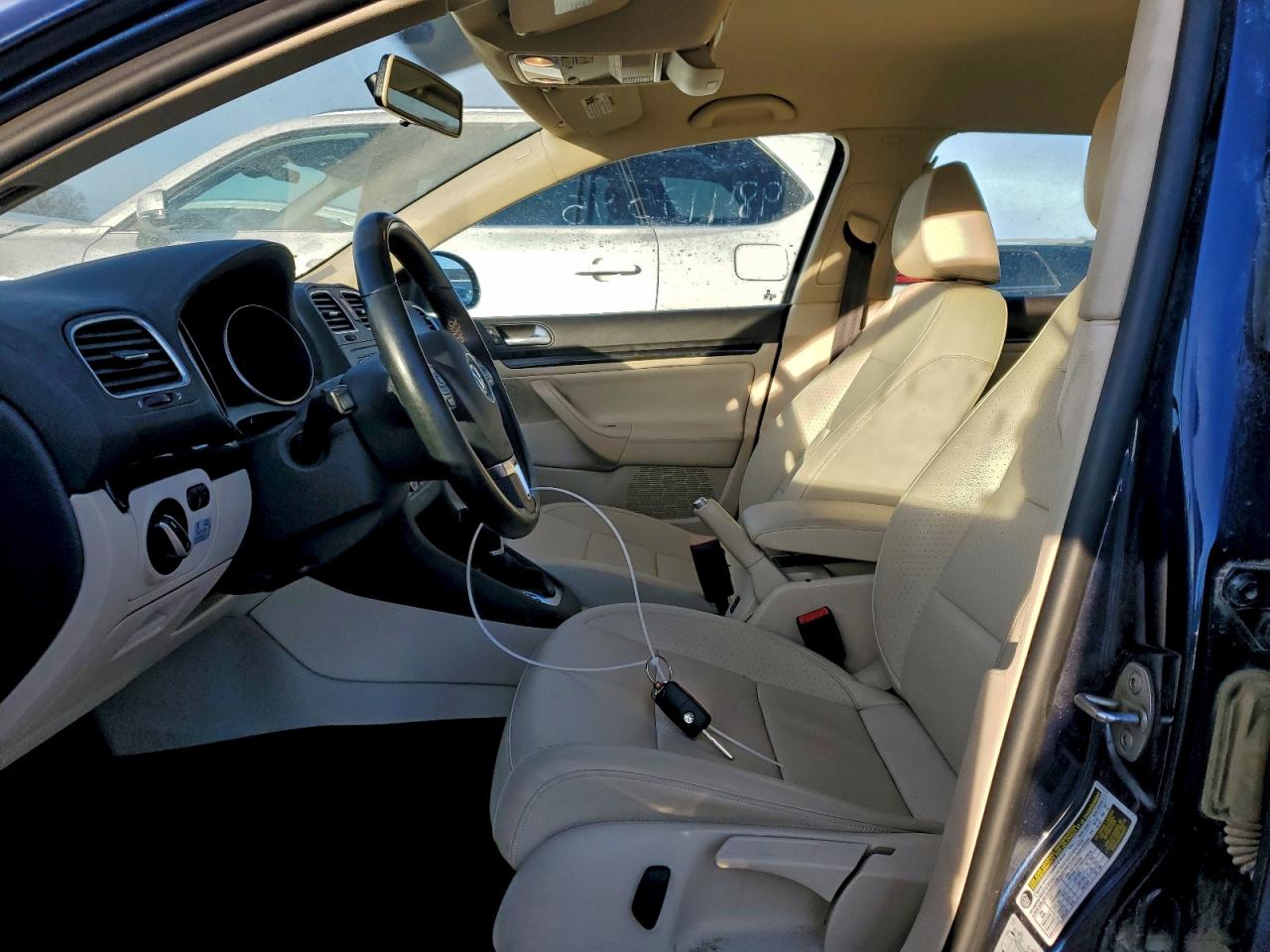 2014 VOLKSWAGEN JETTA TDI photo 7