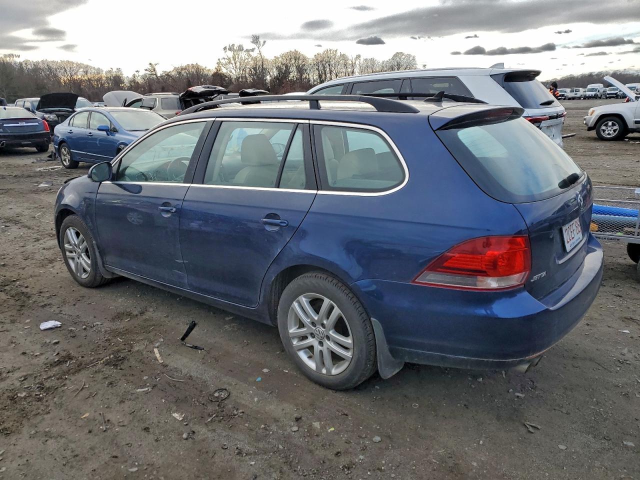 2014 VOLKSWAGEN JETTA TDI photo 2