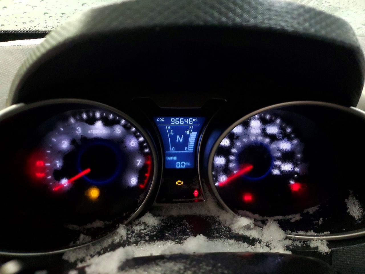 2013 HYUNDAI VELOSTER photo 9
