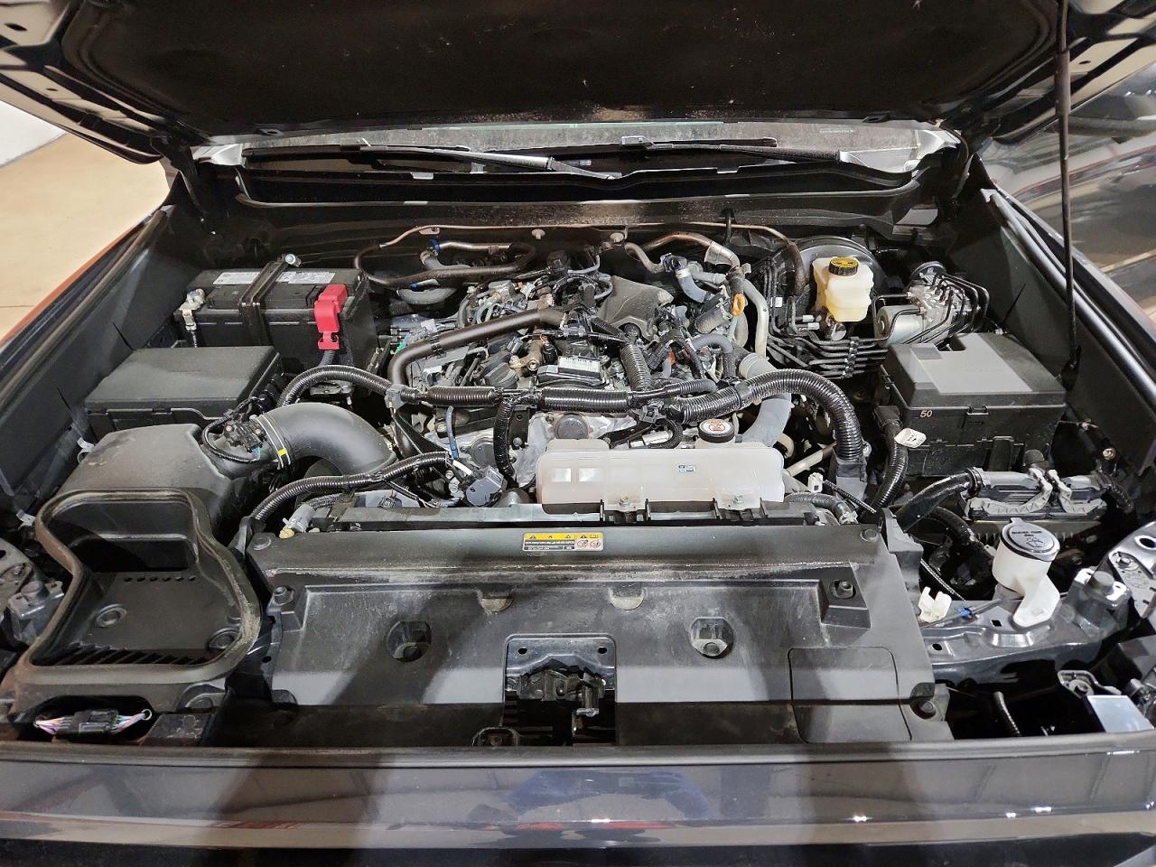 2024 TOYOTA TACOMA DOUBLE CAB photo 11