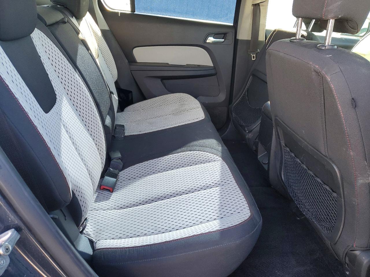 2010 CHEVROLET EQUINOX LS photo 31