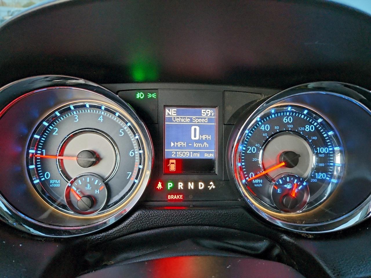 2012 CHRYSLER TOWN & COUNTRY TOURING L photo 25