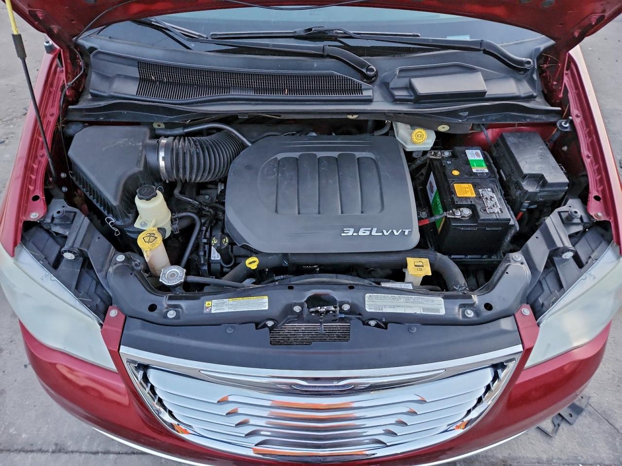 2012 CHRYSLER TOWN & COUNTRY TOURING L photo 34