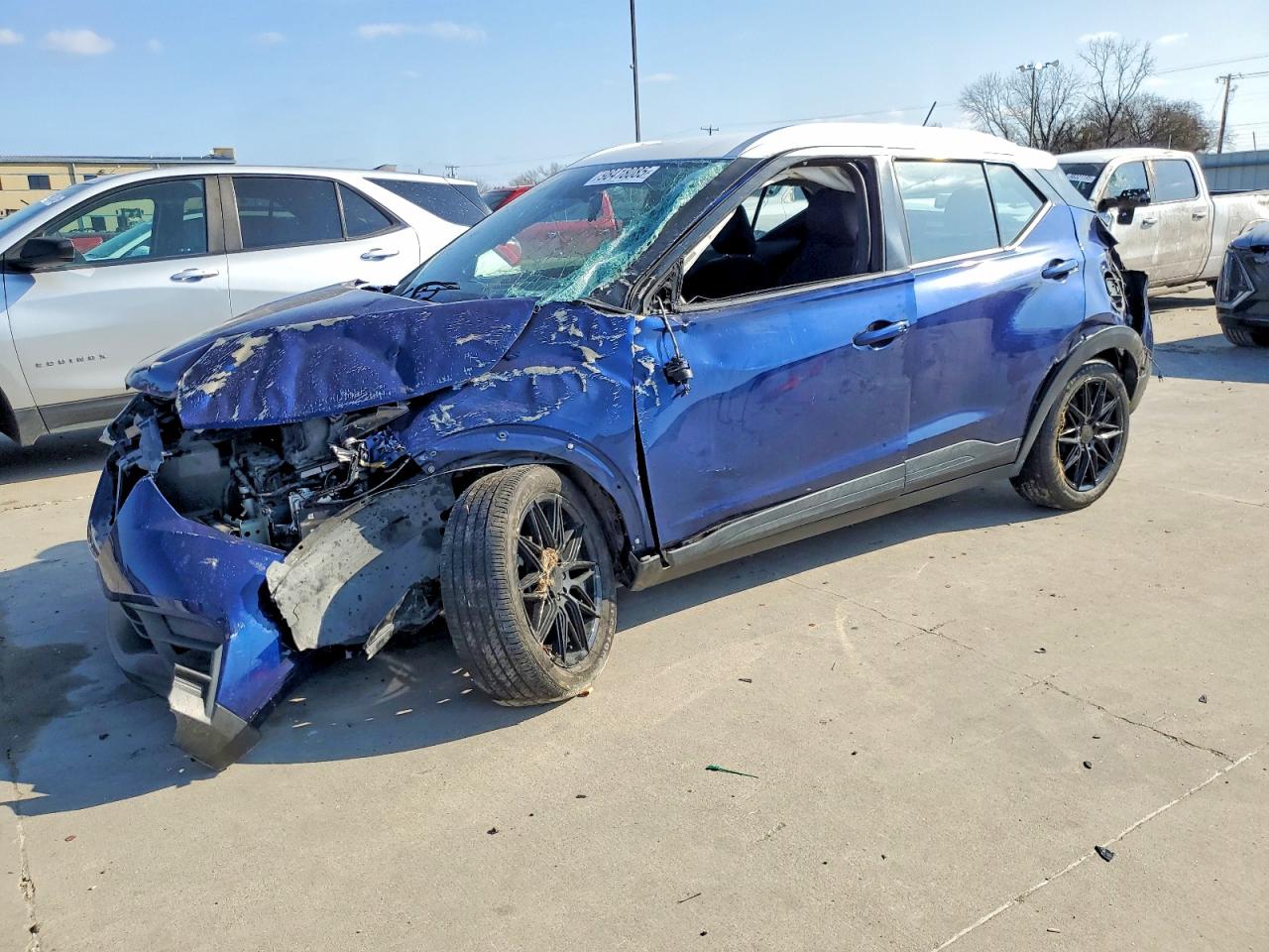 2019 NISSAN KICKS