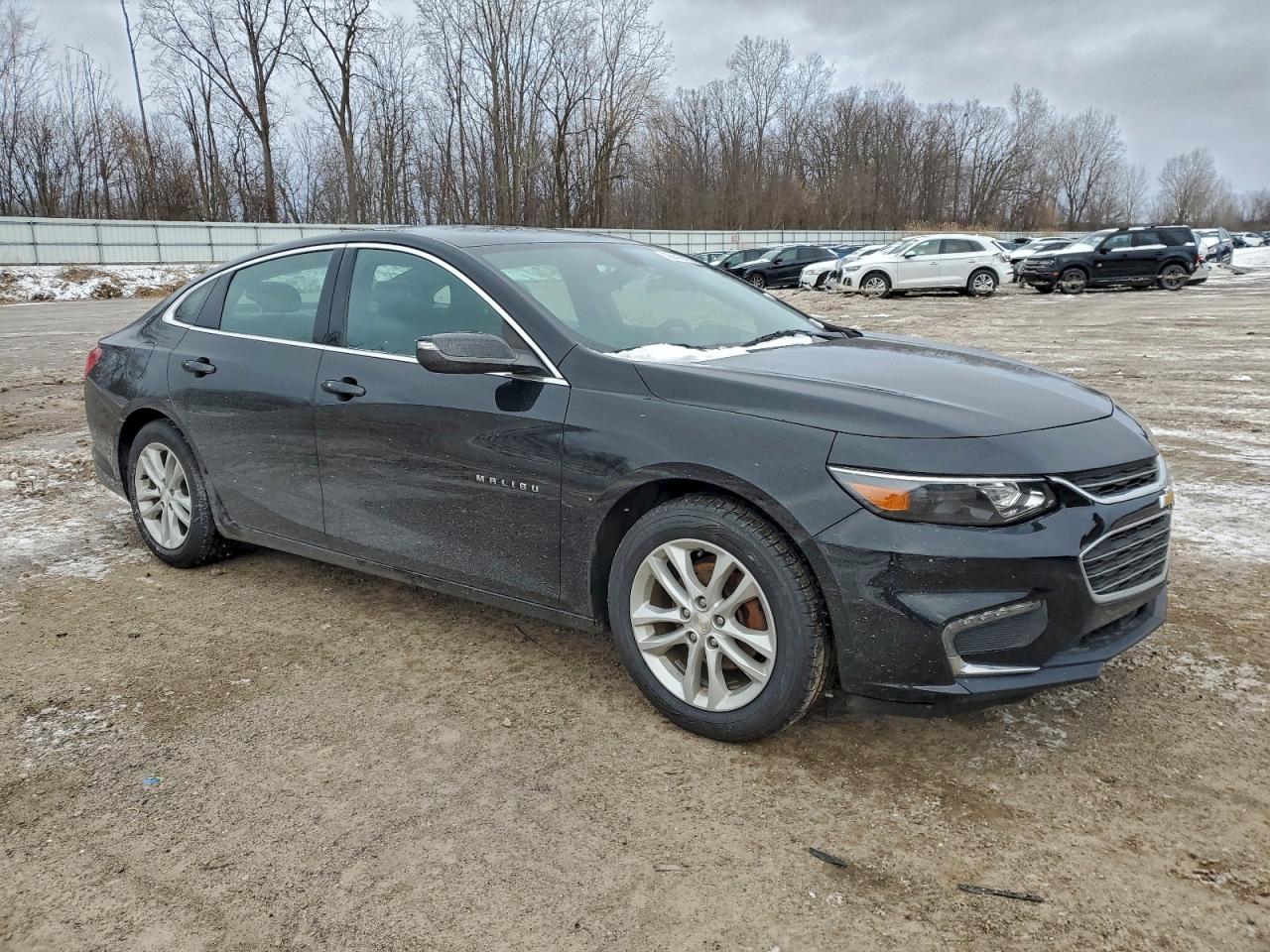 2018 CHEVROLET MALIBU LT photo 4
