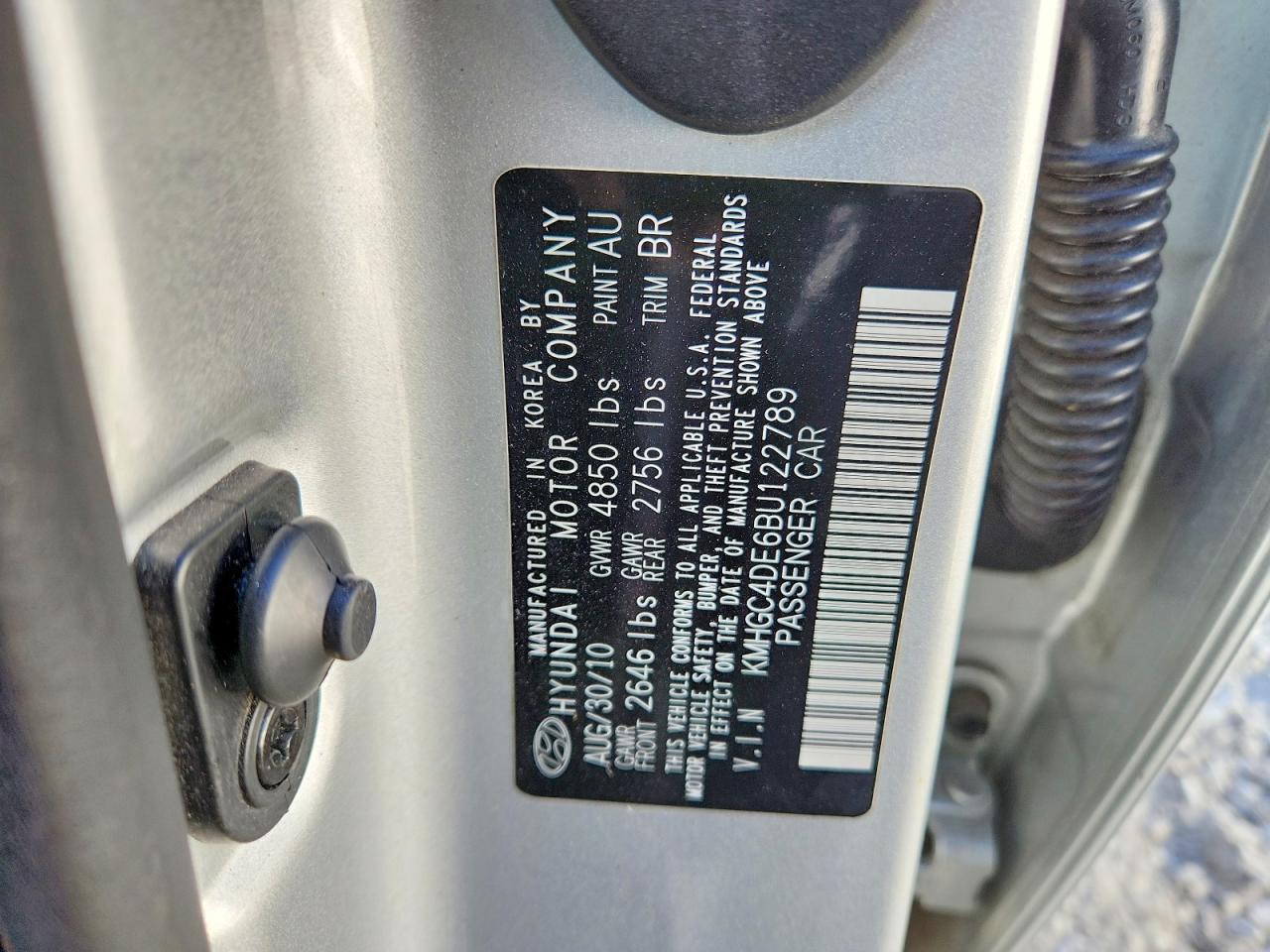 2011 HYUNDAI GENESIS 3.8L photo 12